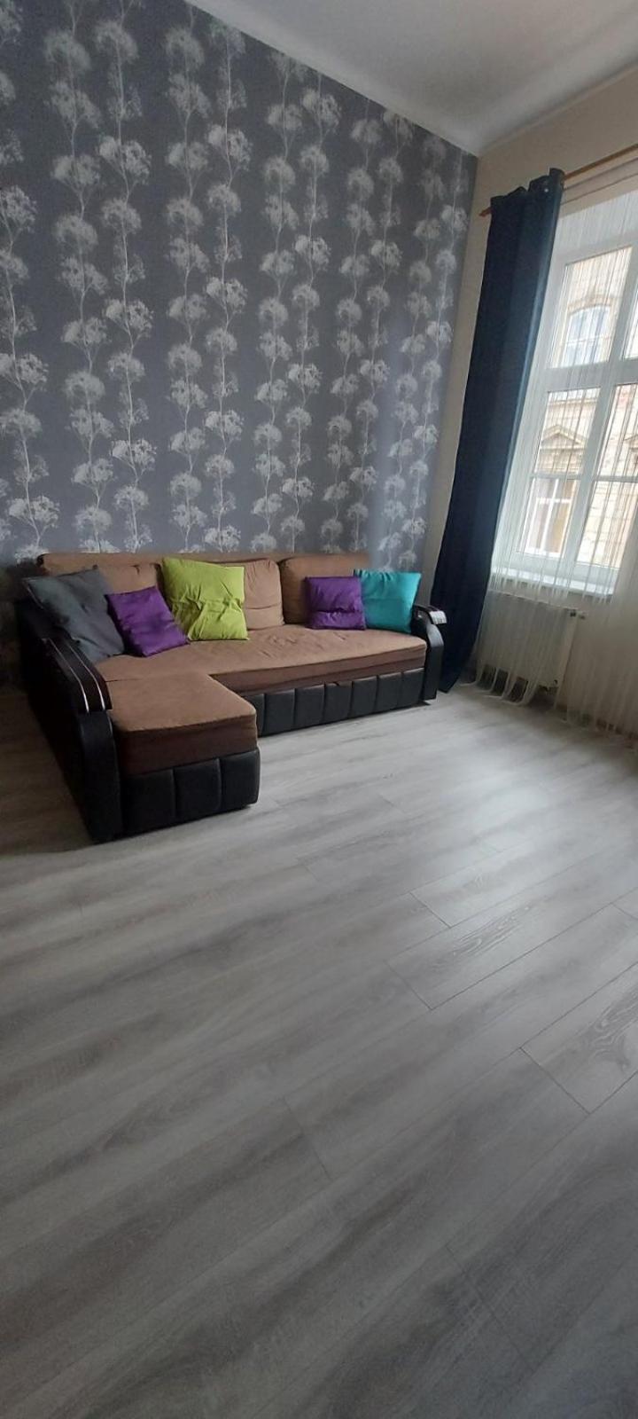 White Rooms On City Center Львов Экстерьер фото