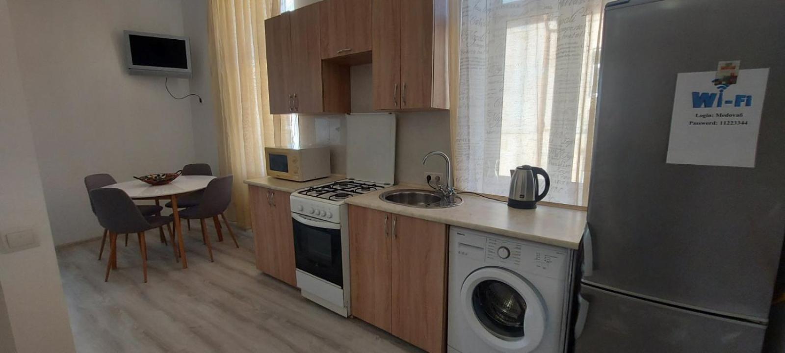 White Rooms On City Center Львов Экстерьер фото