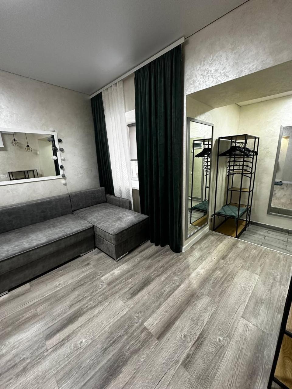 White Rooms On City Center Львов Экстерьер фото